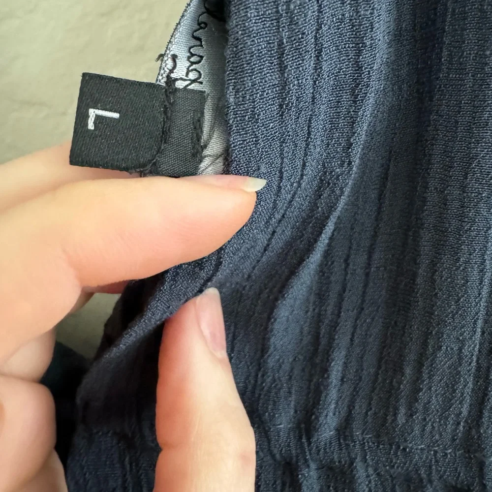 Dress - Picture 5 of 5